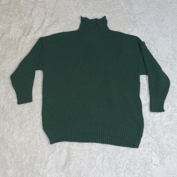 Aerie Mock Neck Green Sweater - Picture 2 of 13